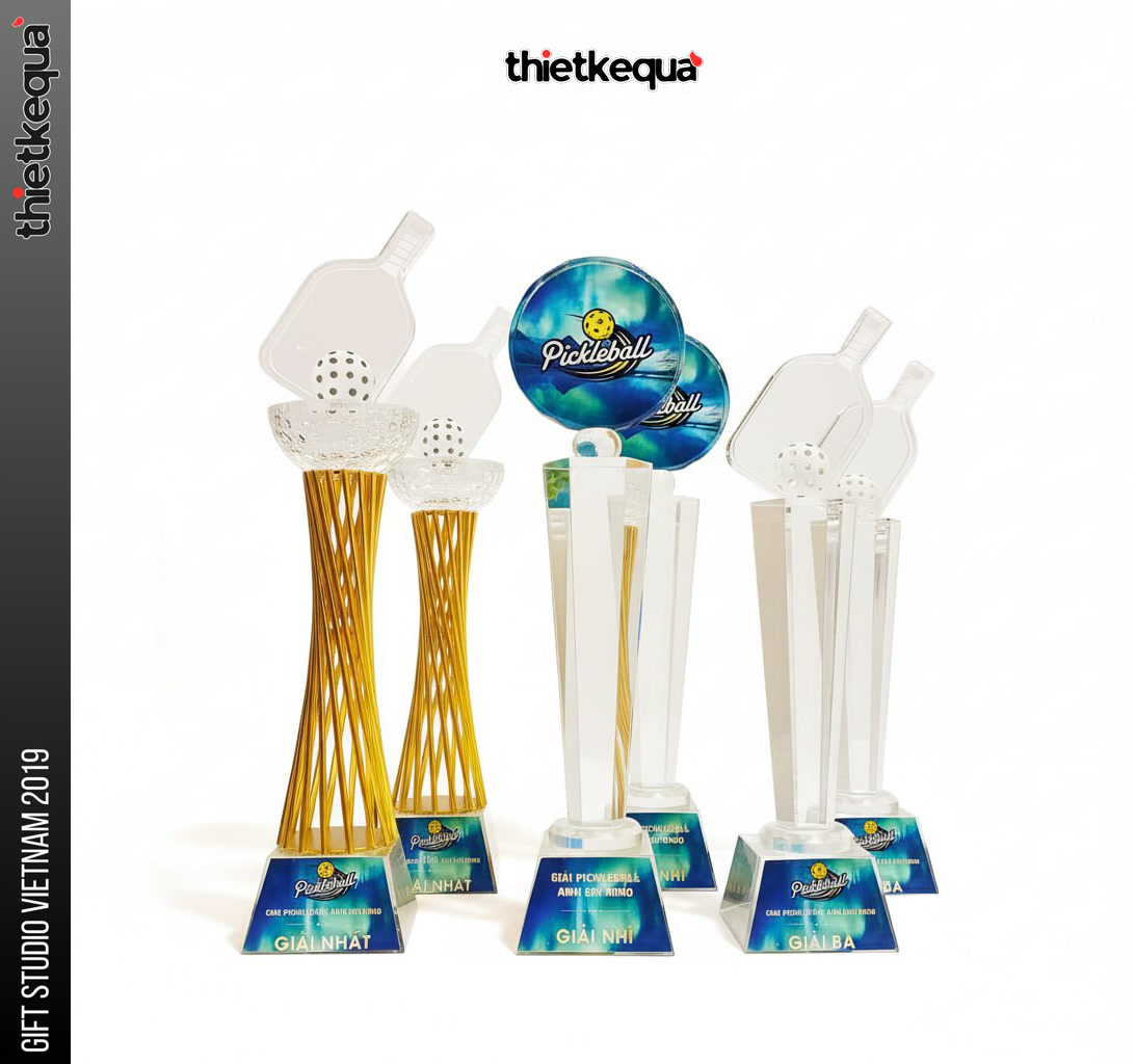 Bộ Cúp Pickleball Pha Lê Cao Cấp cho 3 Giải Nhất, Nhì, Ba