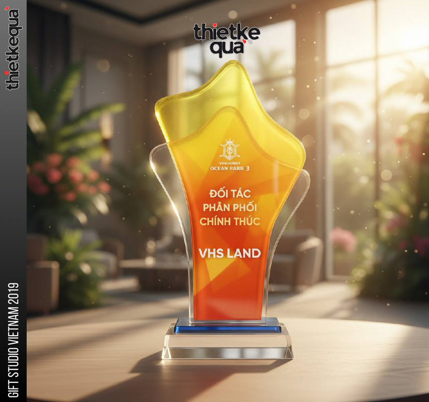 Thiết Kế Cúp Vinh Danh Đối Tác Phân Phối VHS Land