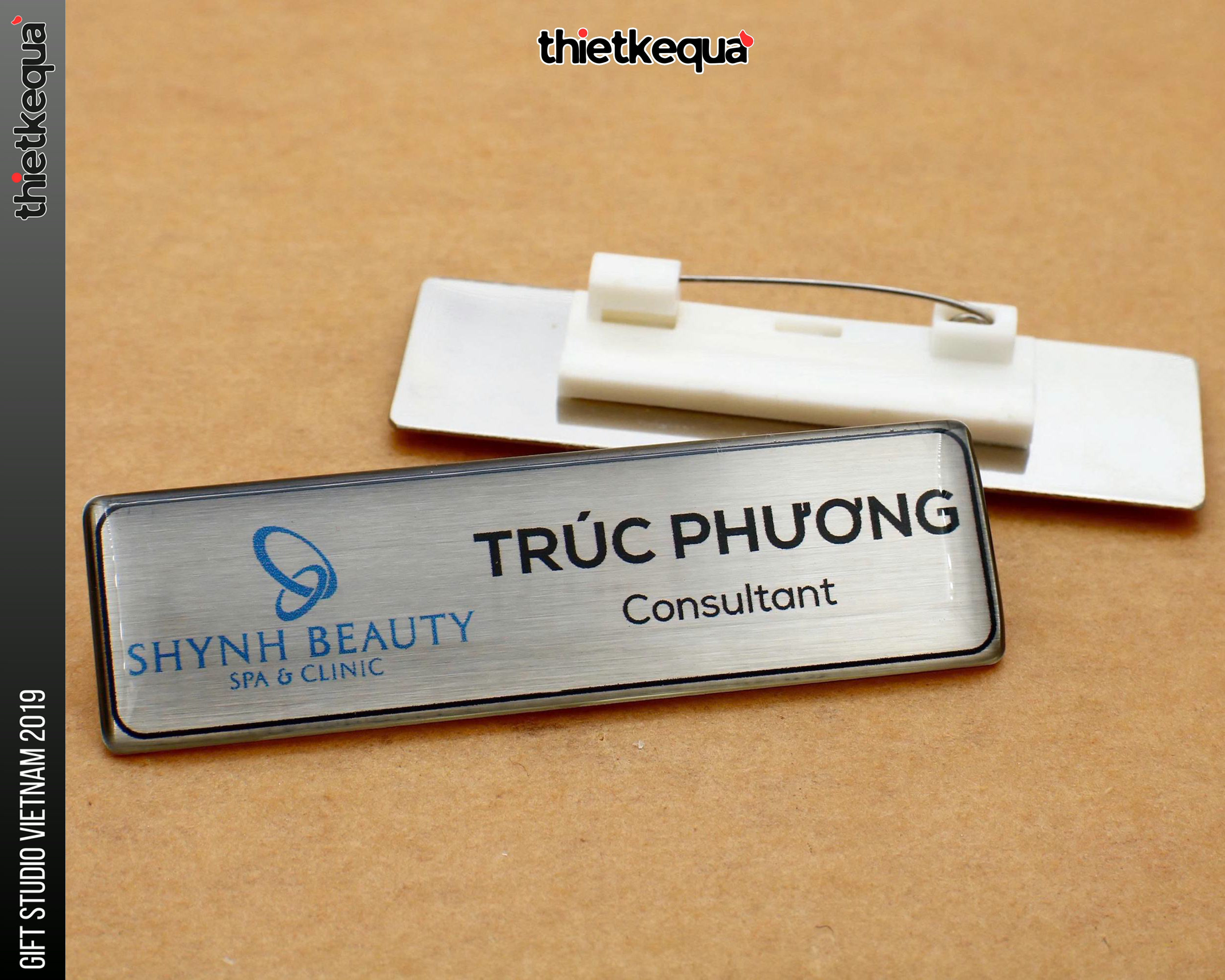 Bảng tên Nhân Viên Cơ sở làm đẹp Spa and Clinic