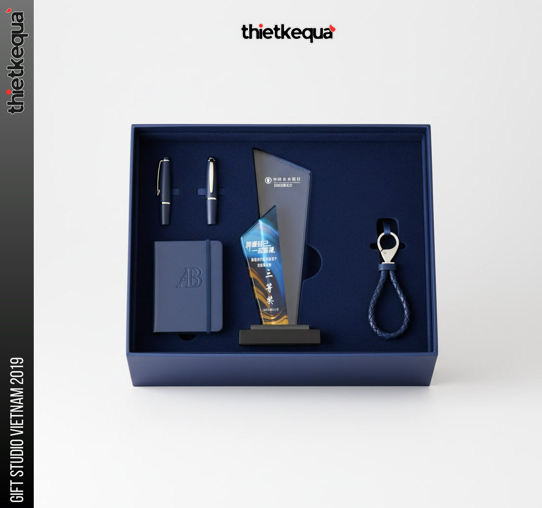 Cúp pha lê đa giác hai lớp phối màu đỏ – trong suốt hiện đại - Ảnh 4