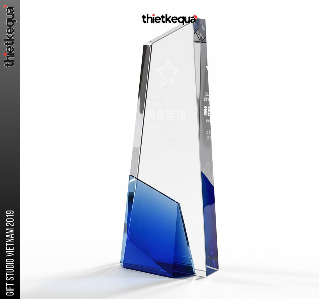 Cúp pha lê vát chéo phối xanh dương hiện đại thiết kế theo yêu cầu khách hàng