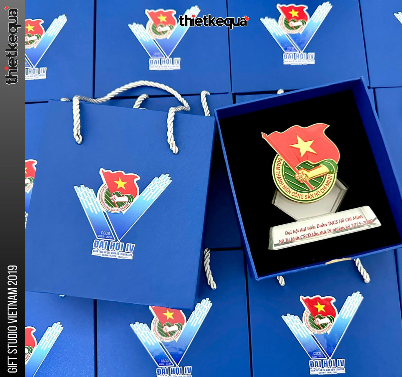 Cúp In Logo Đoàn Thanh Niên và Lá Cờ Tổ Quốc Tung Bay - Ảnh 3