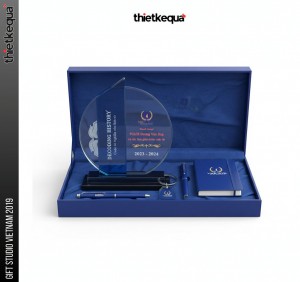 Cúp Pha Lê Cuộc Thi Nghiên Cứu Lịch Sử của Vinshool