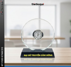 Cúp Pha Lê Đồng Hồ của Đại Sứ Truyền Cảm Hứng