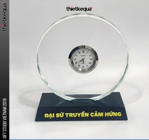 Cúp Pha Lê Đồng Hồ của Đại Sứ Truyền Cảm Hứng