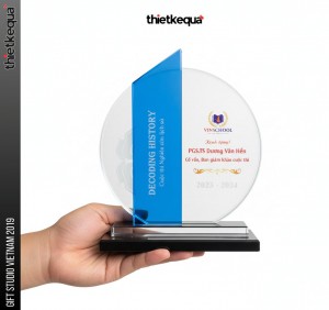 Cúp pha lê kỷ niệm cuộc thi Decoding History Vinschool cao cấp