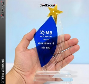 Cúp Pha Lê Vinh Danh công ty MB