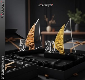 Cúp Vinh Danh Hình Cánh Thuyền kỷ niệm thành lập Tập đoàn và công ty thành viên