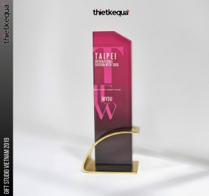 Cúp Vinh Danh International Fashion Week 2026