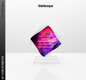 Cúp Vinh Danh Ngân Hàng MSB Cán Bộ Tiêu Biểu