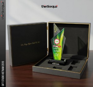 Cúp Vinh Danh nhà máy Sơn Nippon