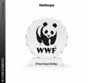 Cúp Vinh Danh Tổ Chức WWF tại Việt Nam kỷ niệm 30 năm thành lập