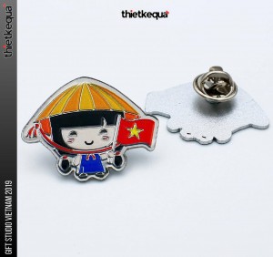 Đặt Huy Hiệu Cô Gái Nón Lá theo yêu cầu