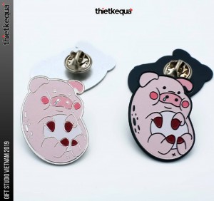 Pin Huy Hiệu cài áo Cặp Lợn Hồng Couple