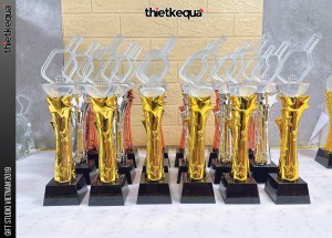 Thiết kế cúp giải đấu pickleball