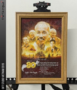 Thiết kế quà tặng dịp lễ 30/4 -1/5